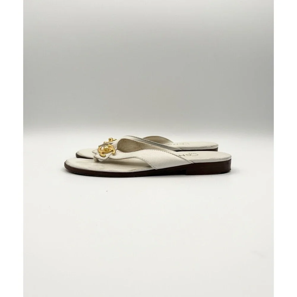 Chanel White Leather Sandals Gold CC Turnlock Accent Thong Vintage Size EU 37